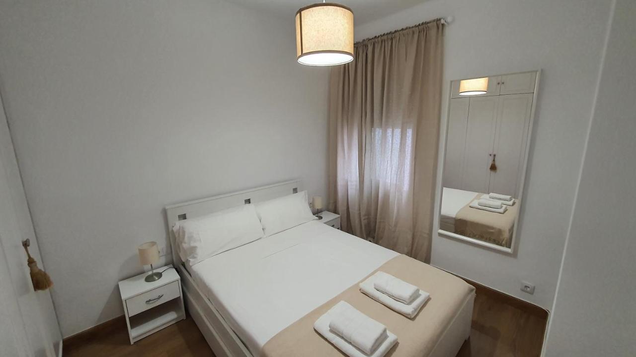 Opening Doors Sagrada Familia Apartment Barcelona Luaran gambar