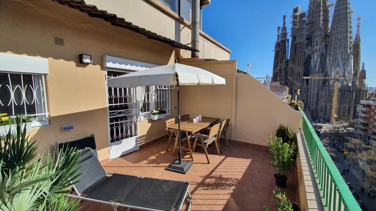 Opening Doors Sagrada Familia Apartment Barcelona Luaran gambar